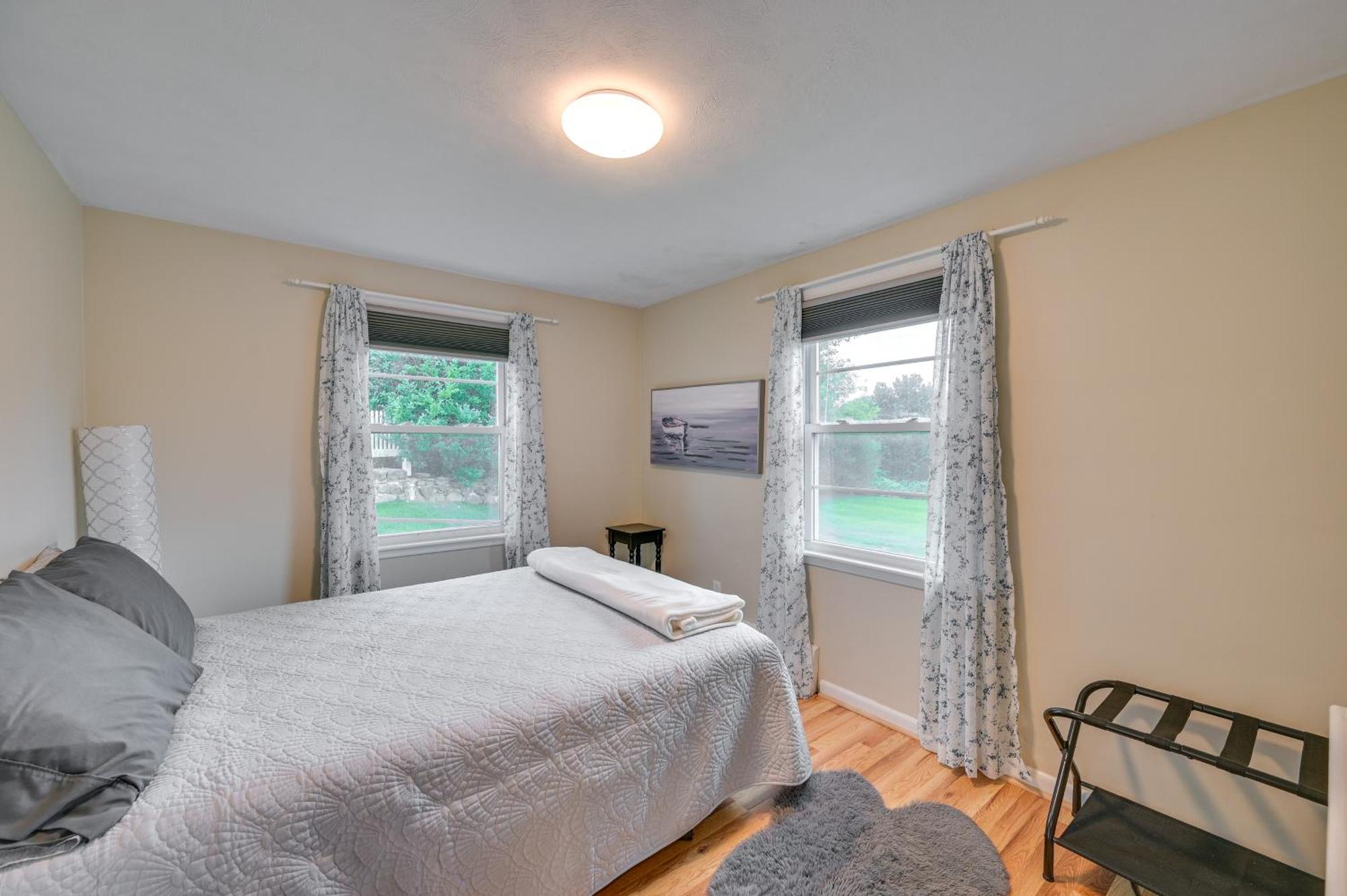 Marblehead Retreat With Sprawling Yard And Gas Grill!アパートメント エクステリア 写真