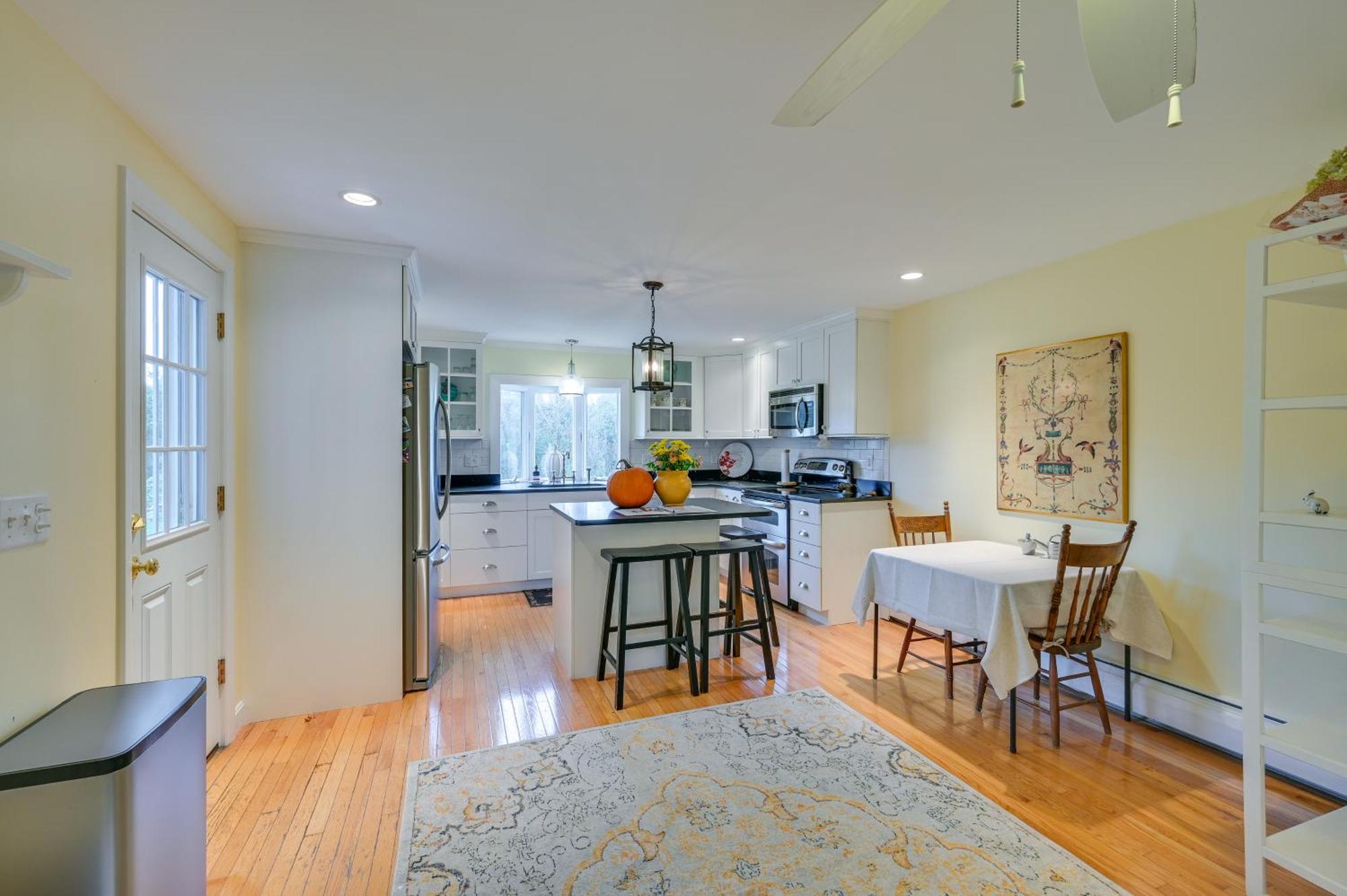 Marblehead Retreat With Sprawling Yard And Gas Grill!アパートメント エクステリア 写真